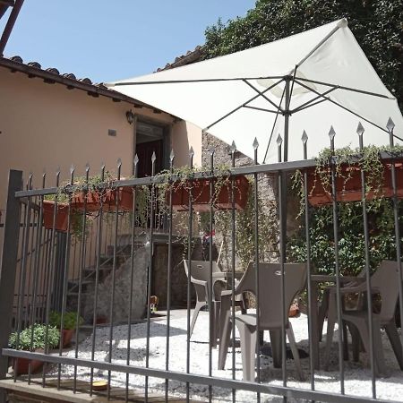 Il Giardino di Ambra Casa Vacanze indipendente Viterbo Esterno foto