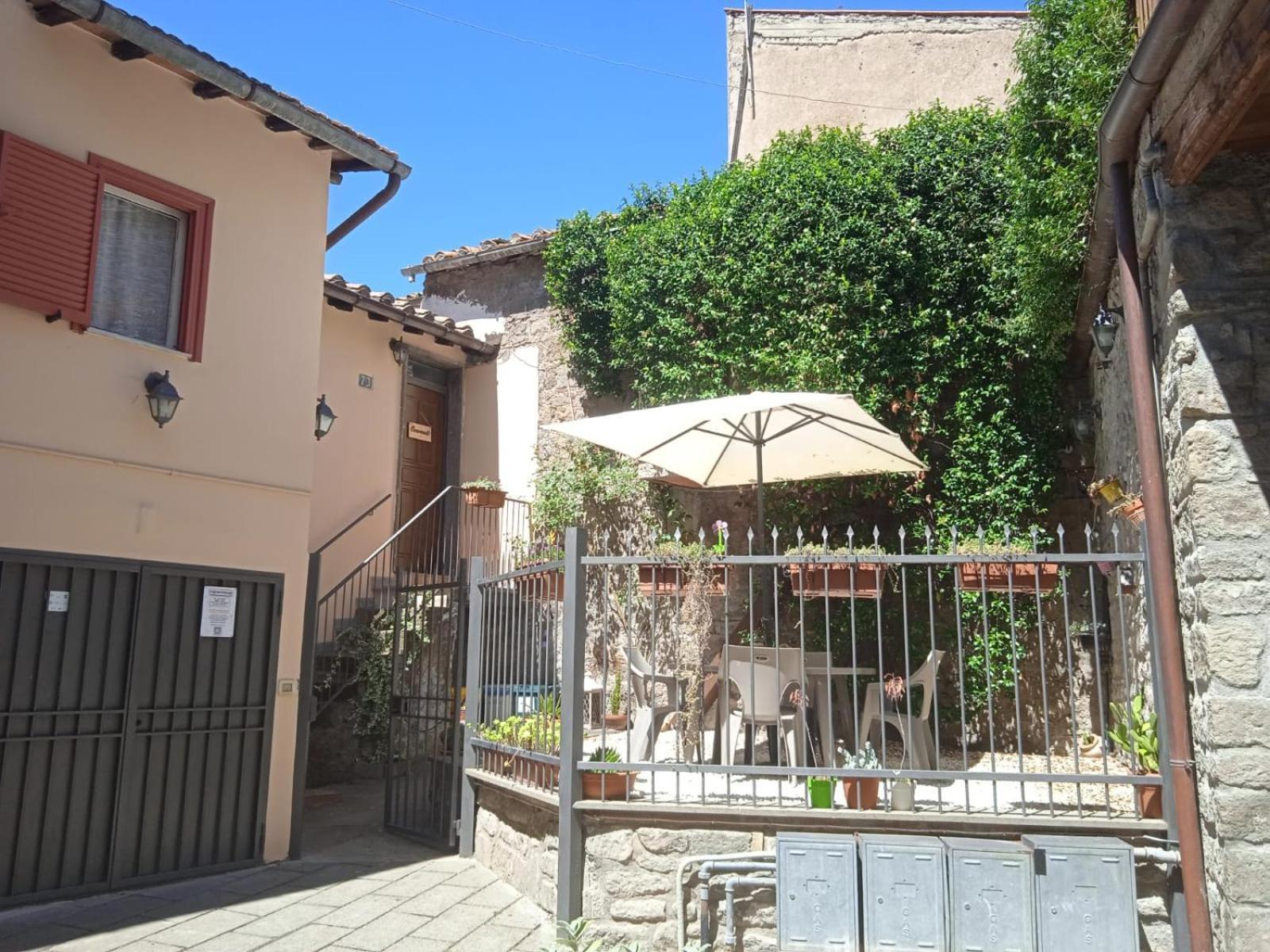 Il Giardino di Ambra Casa Vacanze indipendente Viterbo Esterno foto